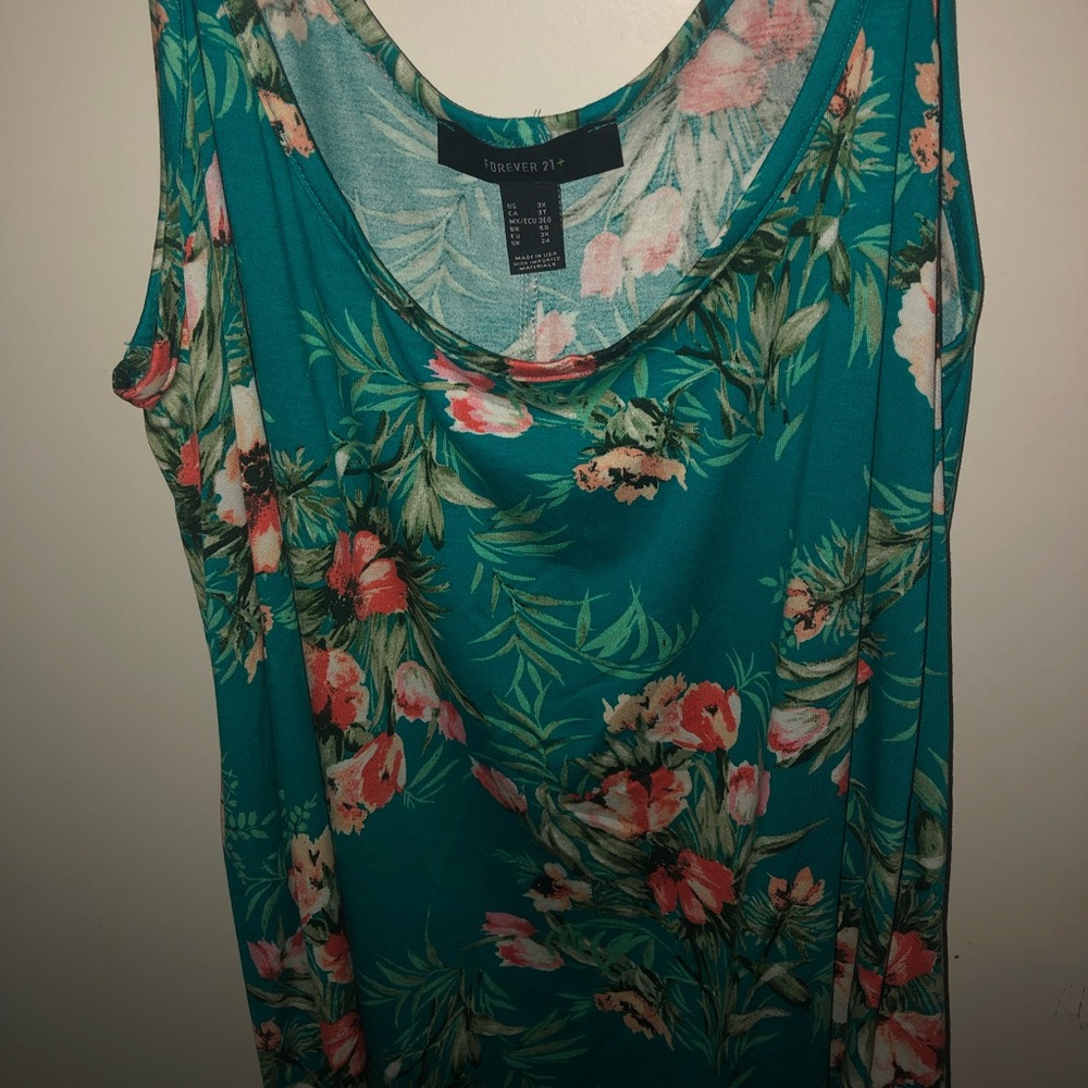 FOREVER 21+ multicolored tank.
